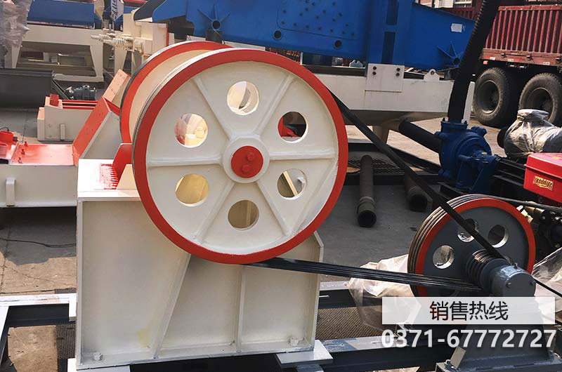 顎式破碎機動圖，顎式破碎機動圖